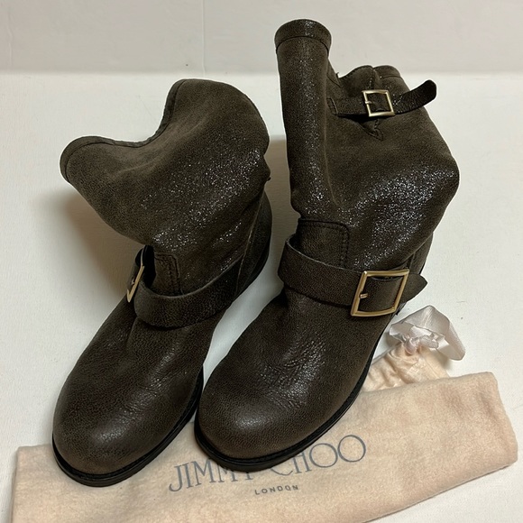 Jimmy Choo suede boots - Picture 1 of 15